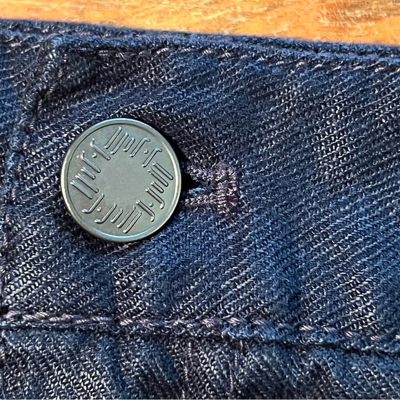 J. Jill Deep‎ Blue 100% Linen Skirt | Size 16 | Classic Denim Look - Picture 5 of 7